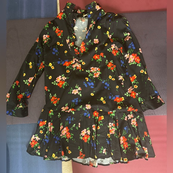 Tuckernuck Dresses & Skirts - Tuckernuck Floral Dress M Medium